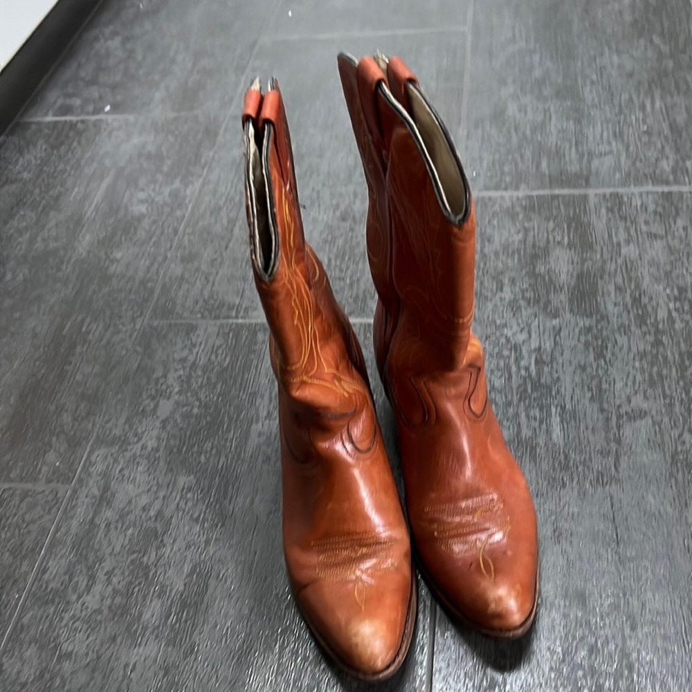 Mexican cowboy boots
